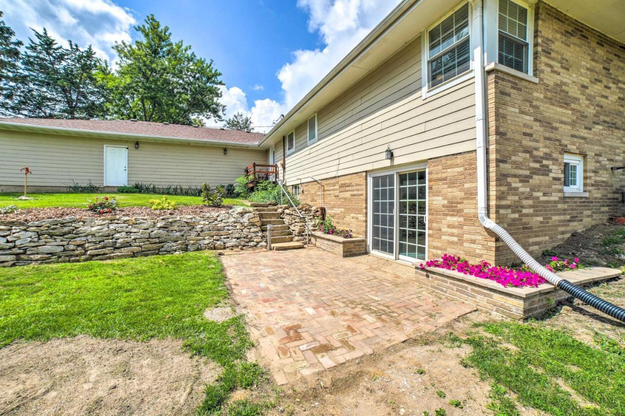 Bloomington Family Home - Private Deck And Yard ภายนอก รูปภาพ